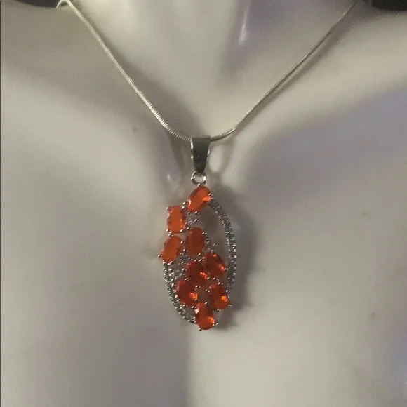 Elegant Silver and Orange Spessartine quartz Jewelry Set with no chain - Picture 6 of 13